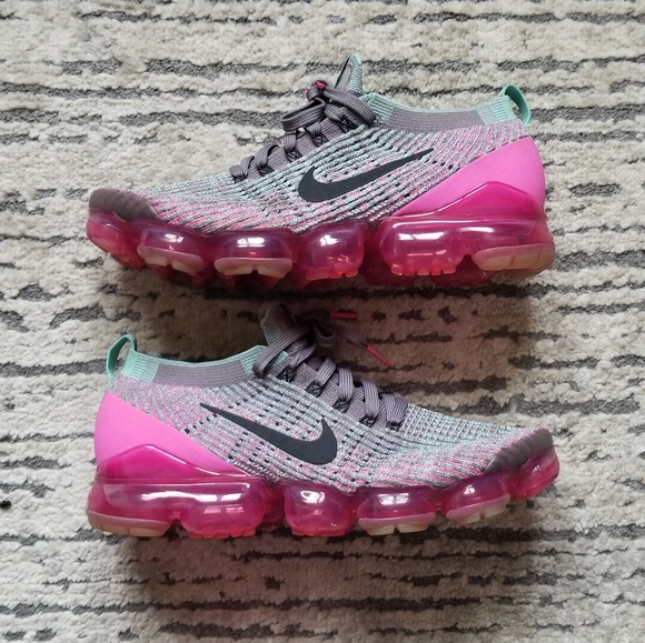 Nike Shoes - Nike Air Vapormax Flyknit 3 Size 11